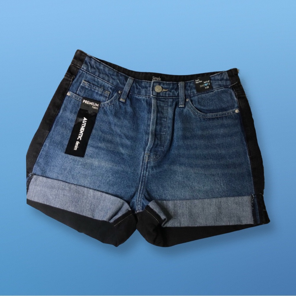 Simple society Shorts NWT Two tone shorts